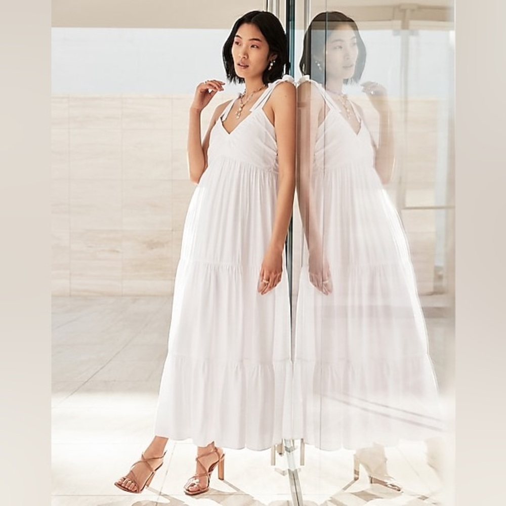 Express Tie Shoulder Tiered Maxi‎ Dress - Picture 11 of 17